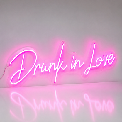 Néon LED « Drunk in Love » – Enseigne Lumineuse Murale 55 cm