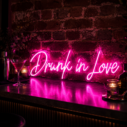 Néon LED « Drunk in Love » – Enseigne Lumineuse Murale 55 cm