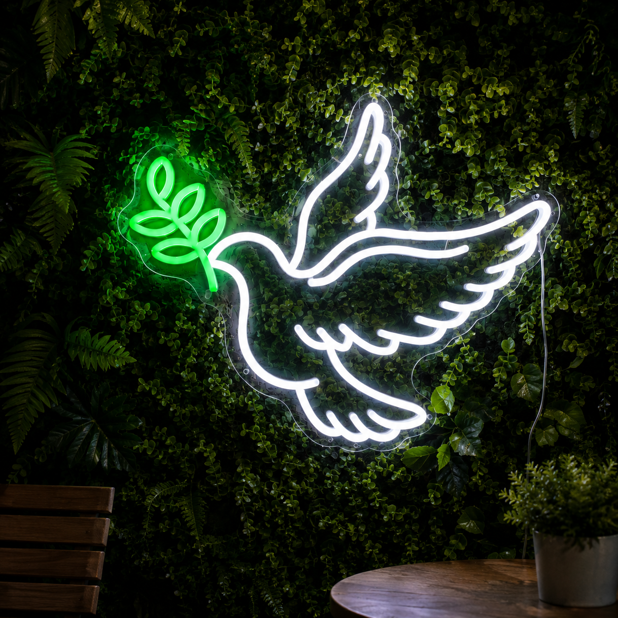 Néon LED Colombe de la Paix – Décoration Murale | L'Atelier du Néon